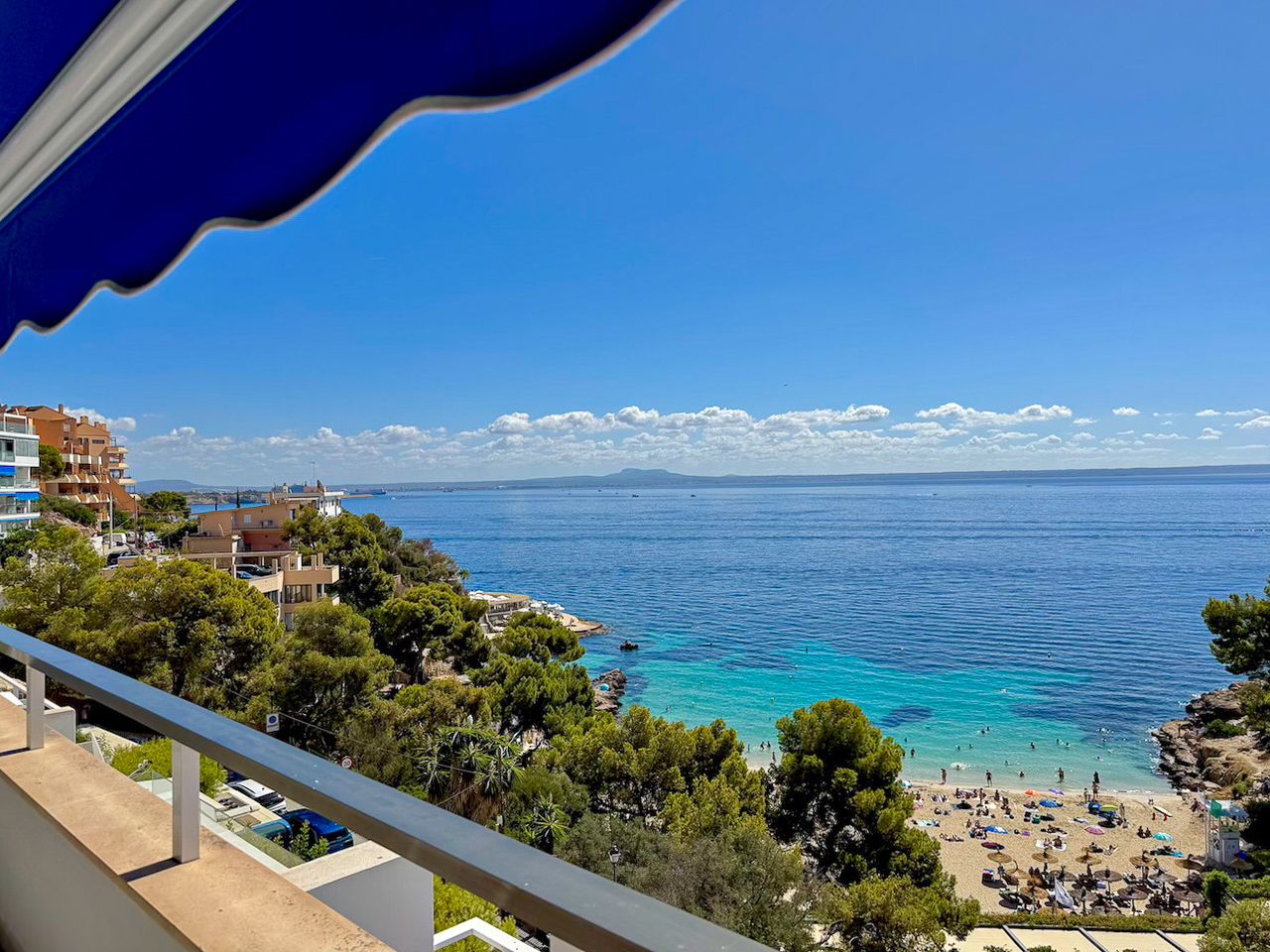 Apartamento en primera línea con vistas espectaculares al mar en Illetes