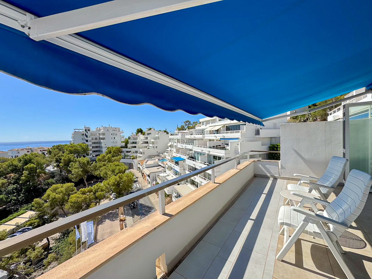 Apartamento en primera línea con vistas espectaculares al mar en Illetes