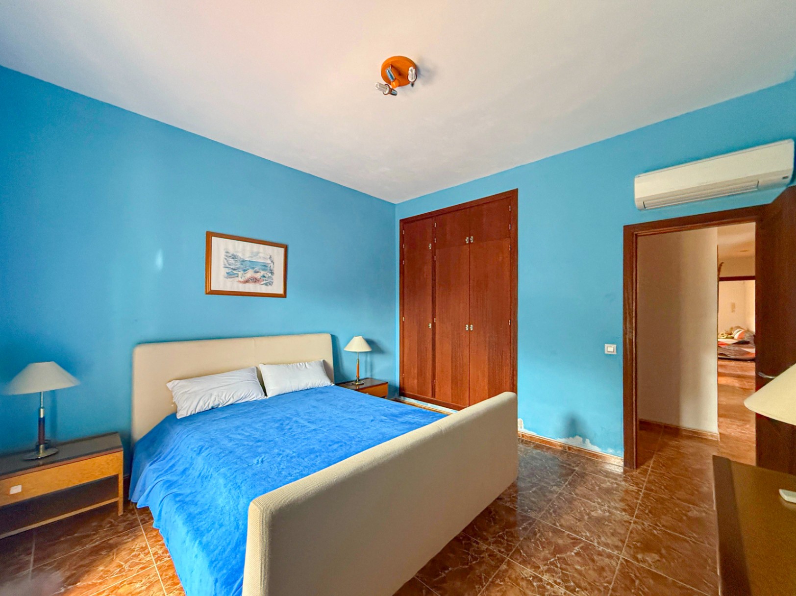 Chalet con parking a 200 metros del mar, con espacio para Invitados