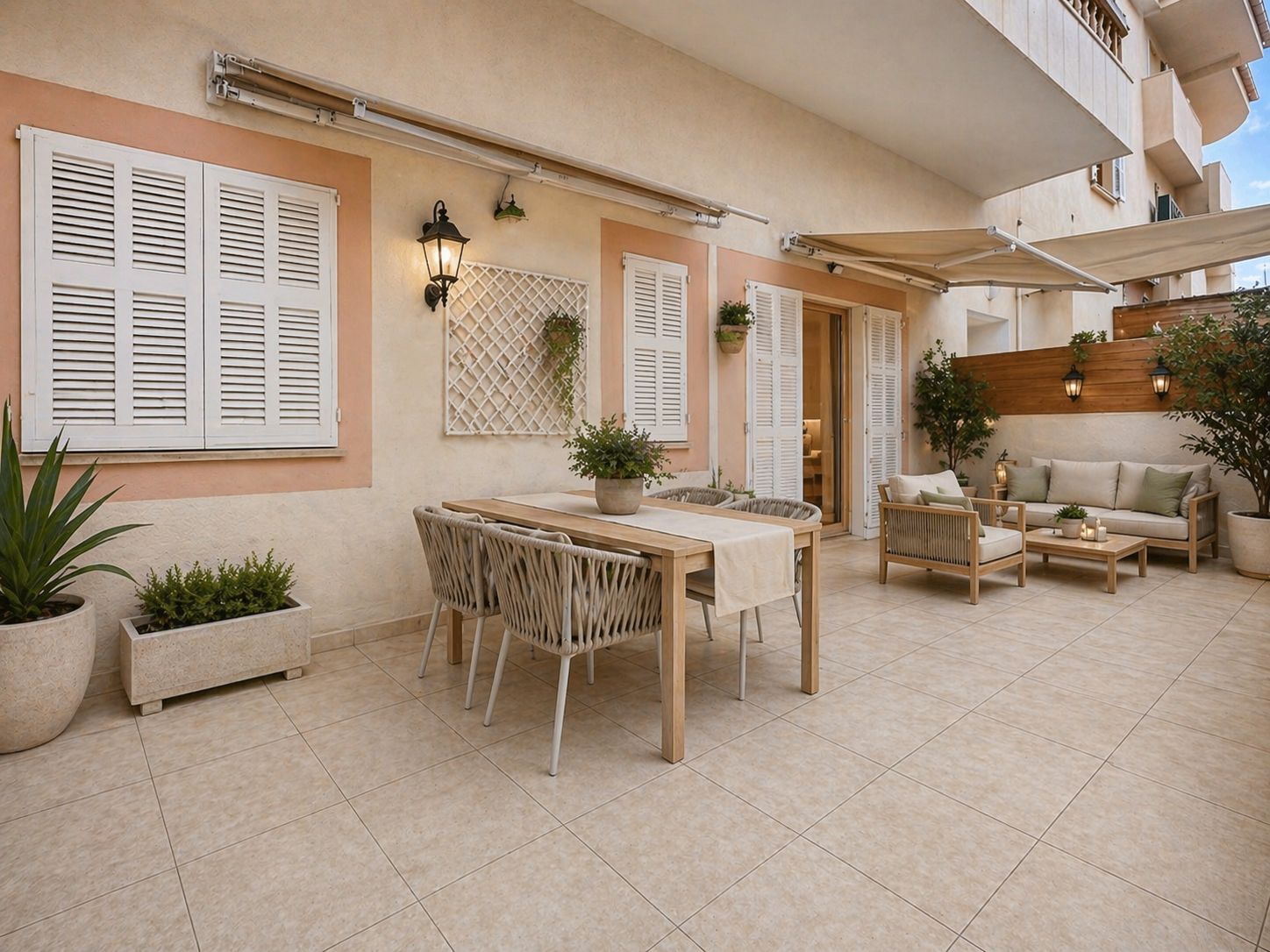 Preciosa planta baja con terraza y parking cerca del mar
