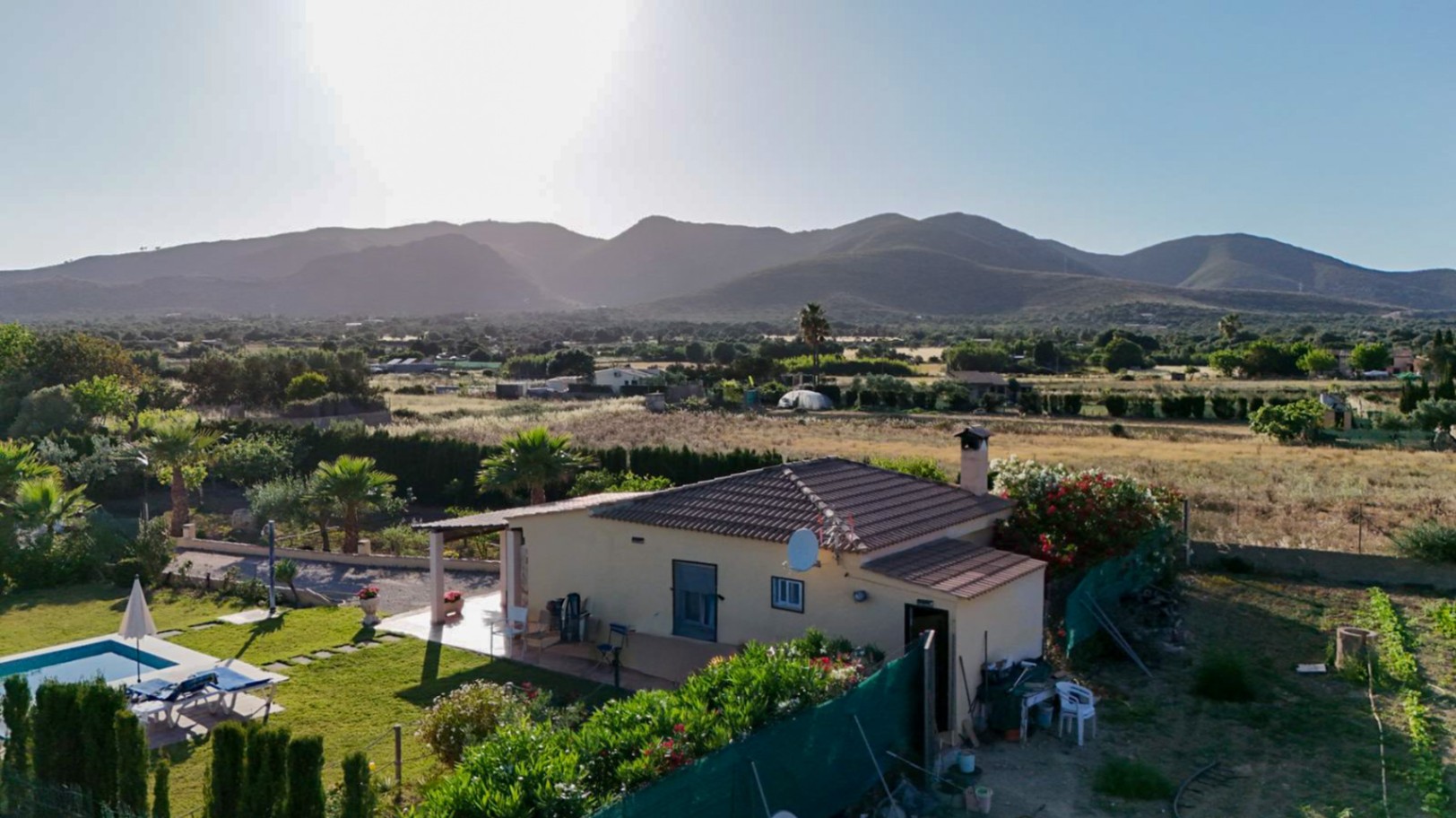 Preciosa Finca rustica con piscina y vistas panorámicas.