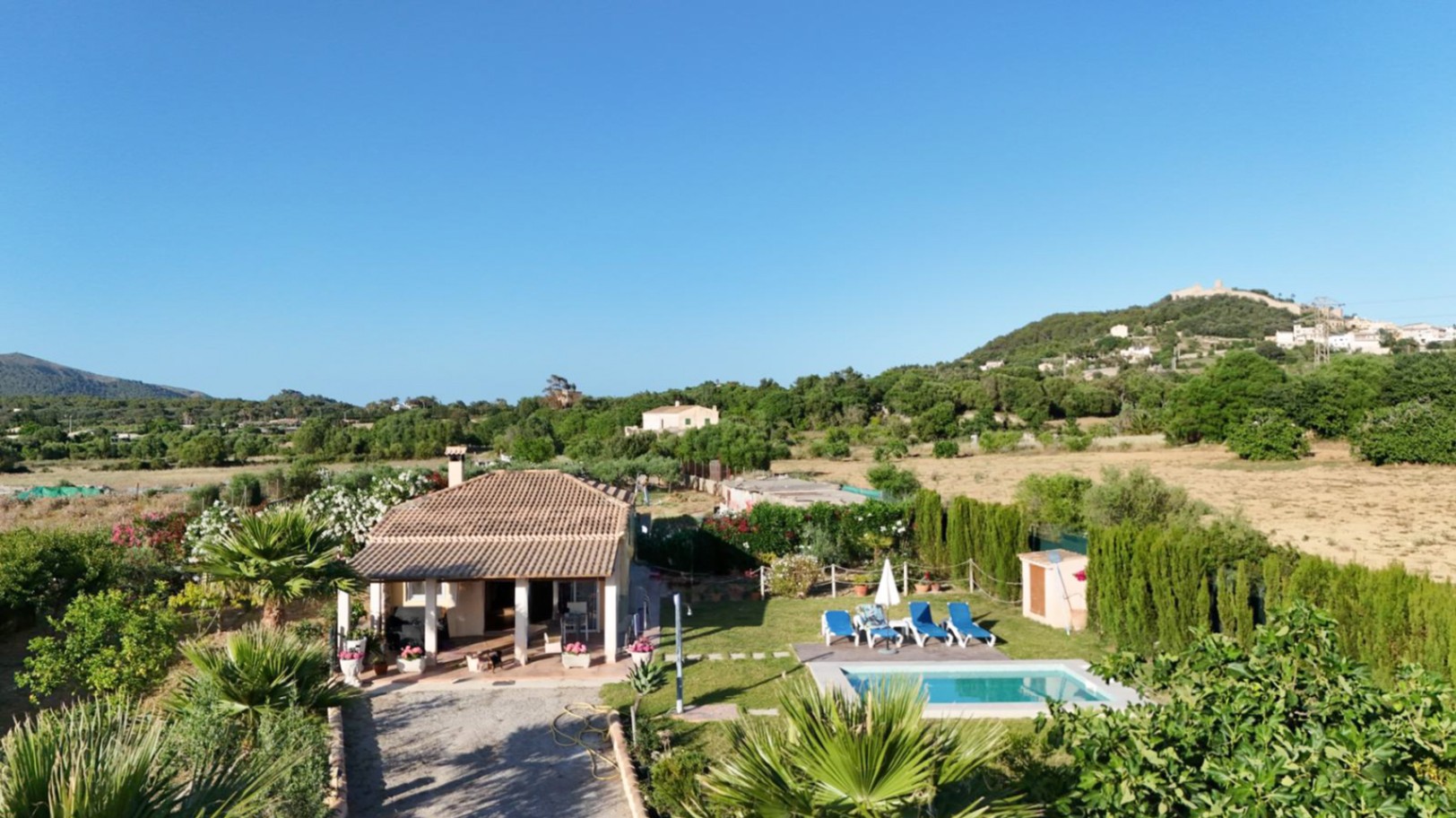 Preciosa Finca rustica con piscina y vistas panorámicas.