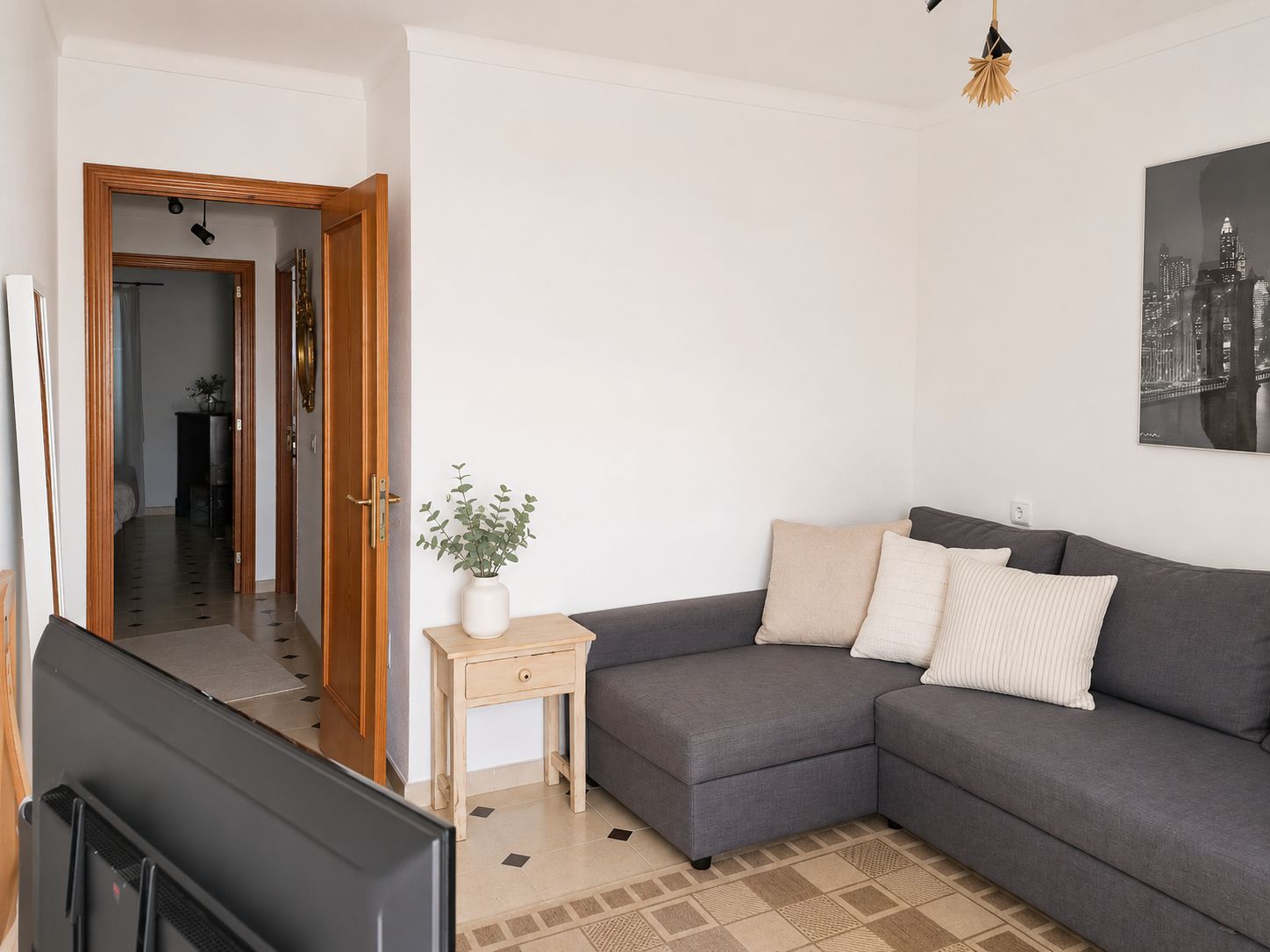 Piso de 3 habitaciones con parking y trastero , a 10 minutos del mar