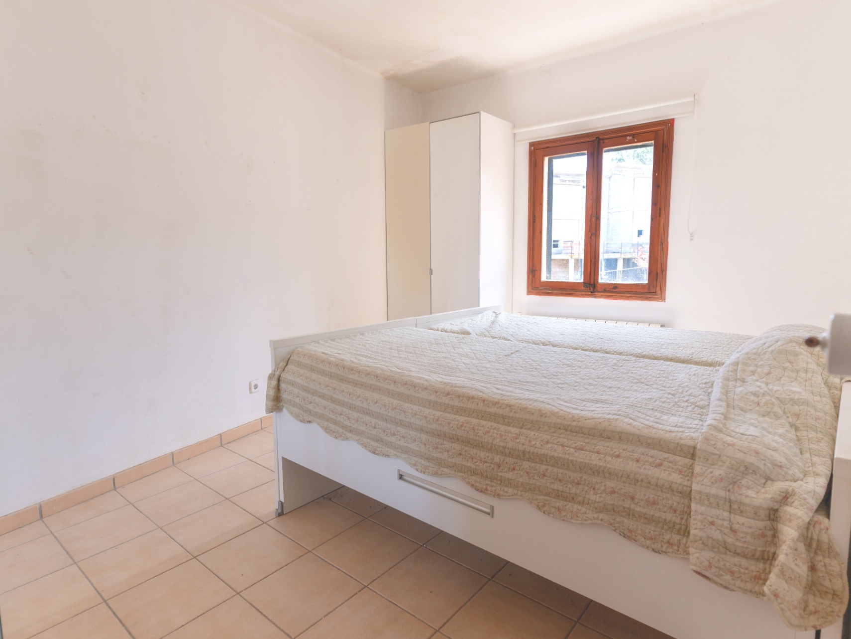 Costitx. Amplia casa de pueblo con patio, garaje y terraza a 20 minutos de Palma