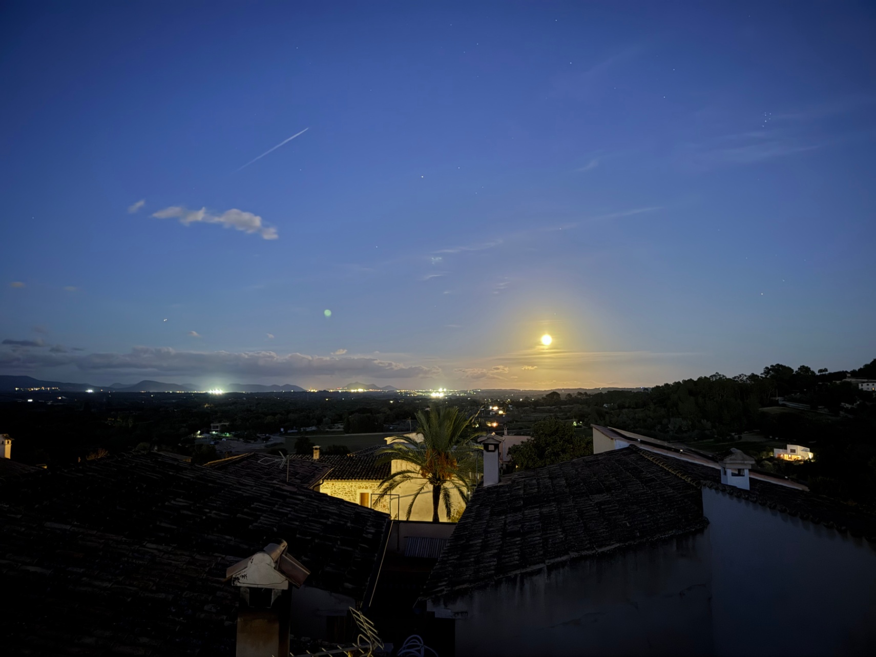 Costitx. Amplia casa de pueblo con patio, garaje y terraza a 20 minutos de Palma