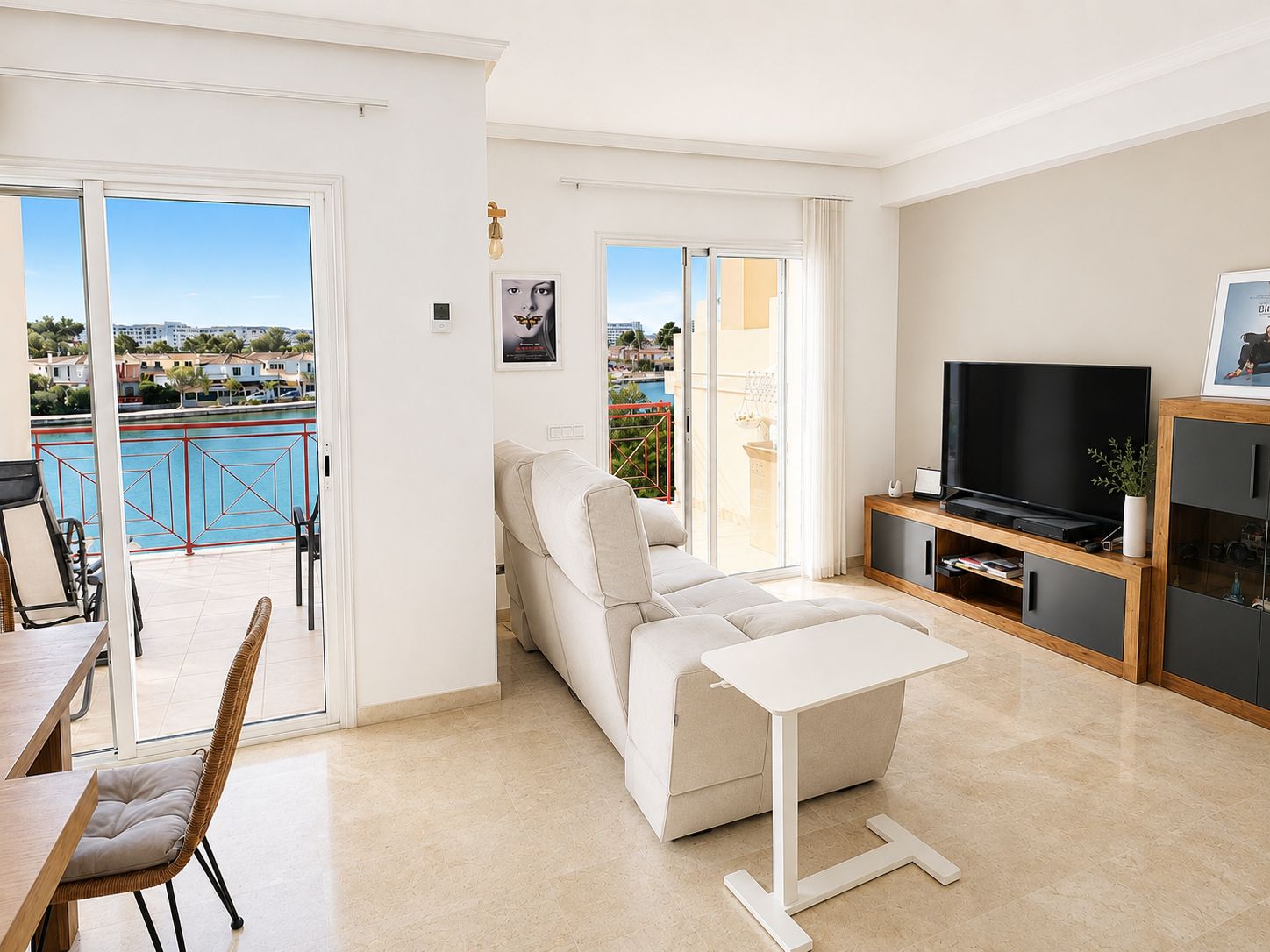Duplex apartment with views and parking, 5 minutes from the sea.