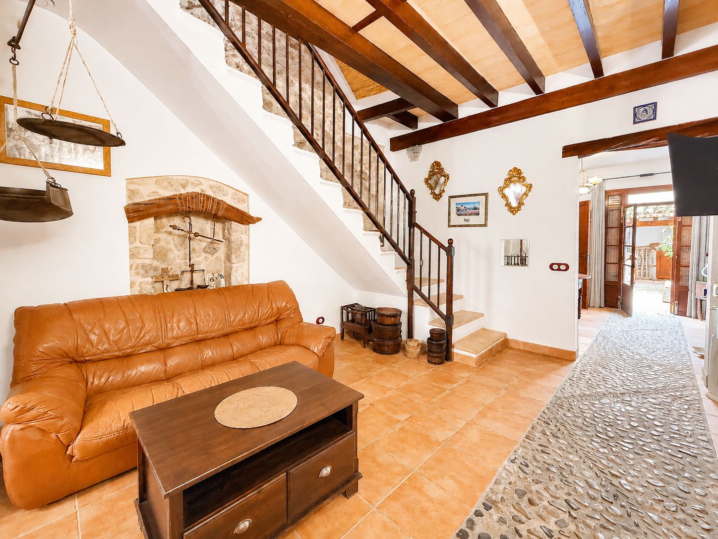 Traditional and exclusive village house with terrace and patio in the heart of Petra.