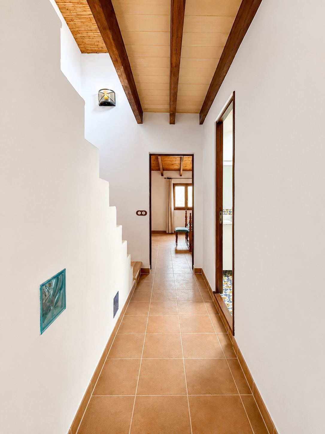 Traditional and exclusive village house with terrace and patio in the heart of Petra.