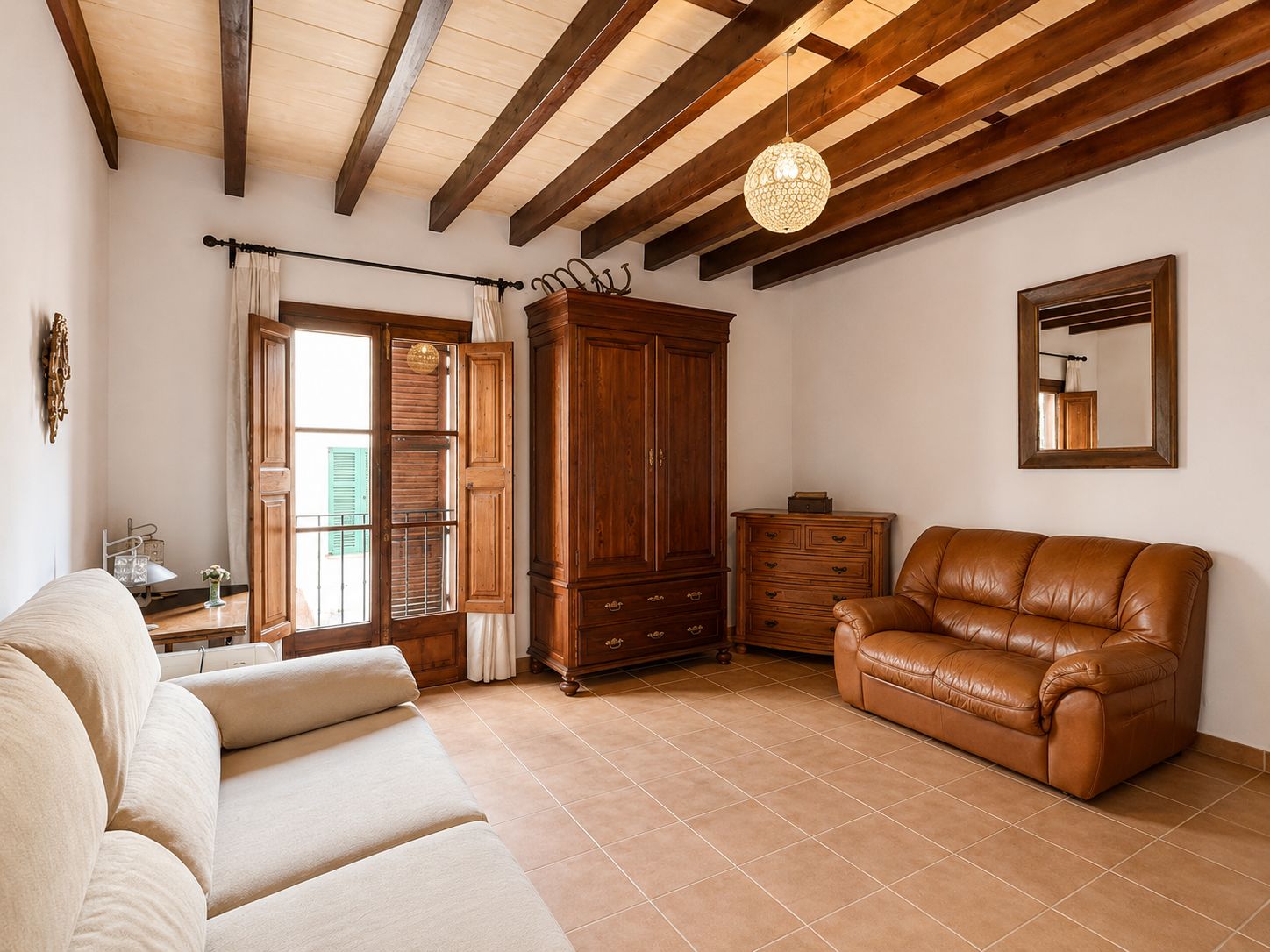 Traditional and exclusive village house with terrace and patio in the heart of Petra.
