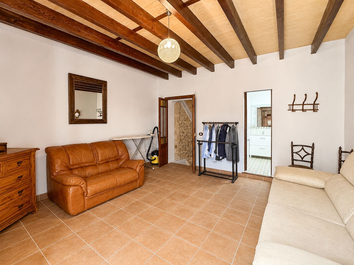 Traditional and exclusive village house with terrace and patio in the heart of Petra.