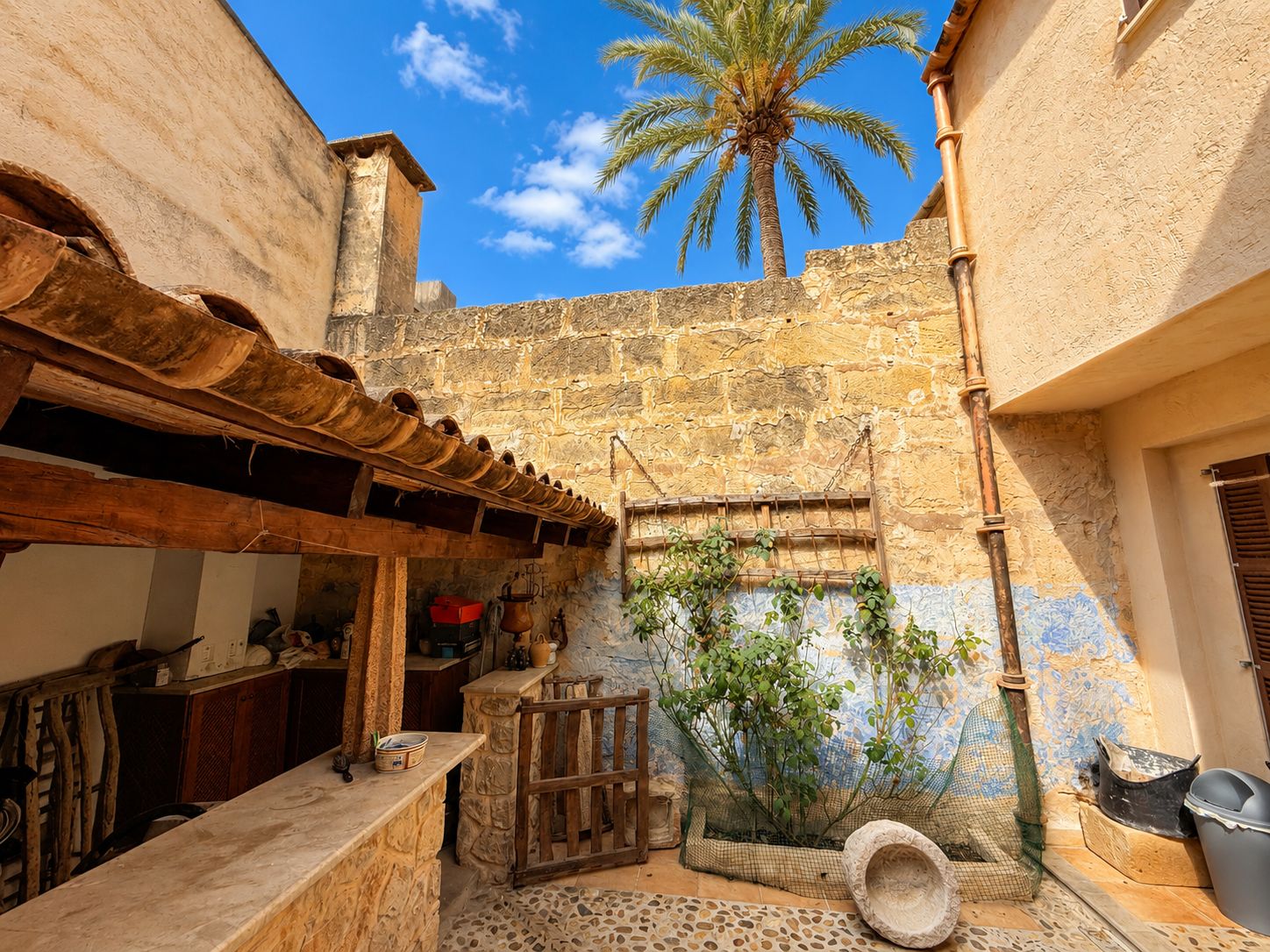 Traditionelles und exklusives Dorfhaus mit Terrasse und Innenhof im Herzen von Petra.