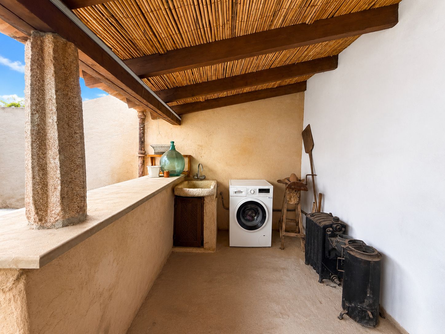 Traditional and exclusive village house with terrace and patio in the heart of Petra.