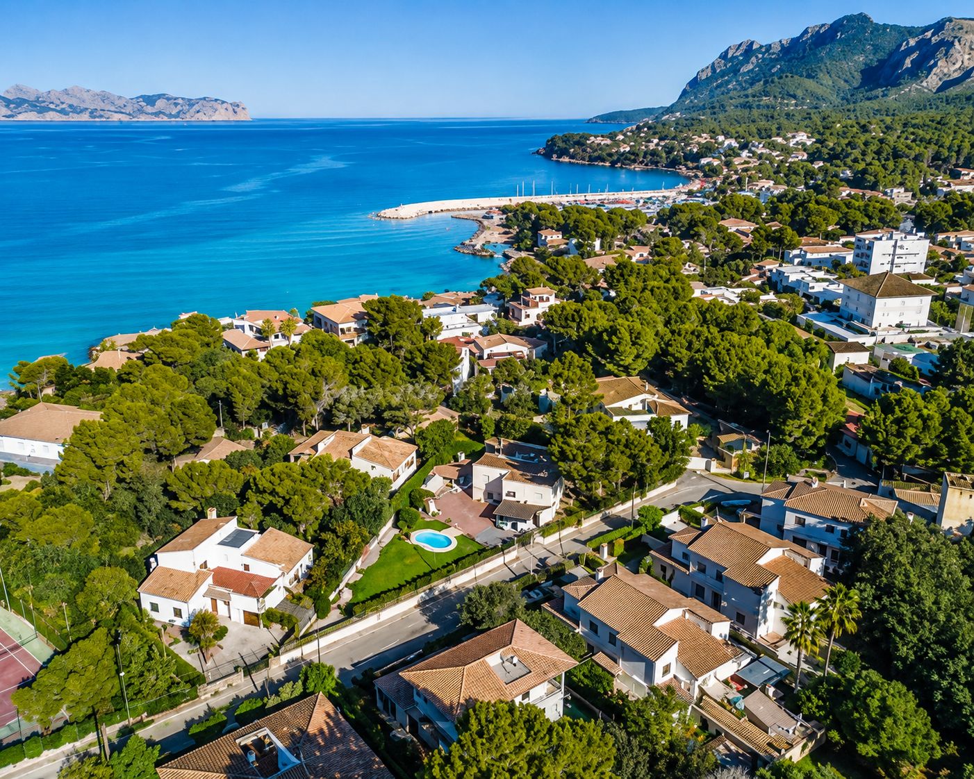 Exklusive städtische Parzelle von 710 m² in Bonaire (Alcúdia) mit verfügbarer Vorprojektplanung.