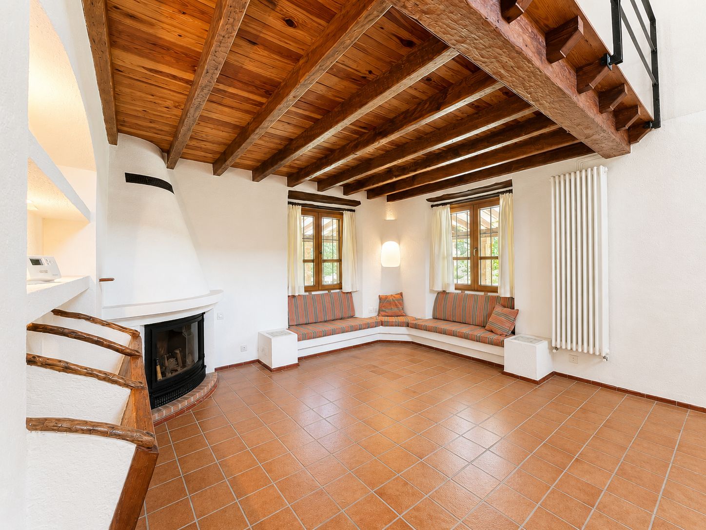 Rustic estate with views, pool, privacy, and Mallorcan charm in Pollença.
