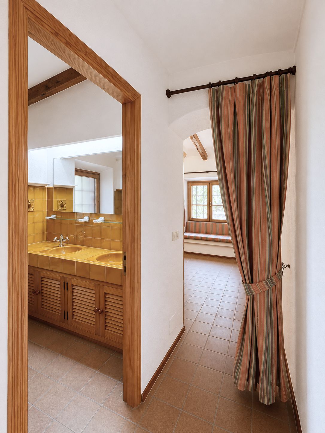 Rustic estate with views, pool, privacy, and Mallorcan charm in Pollença.