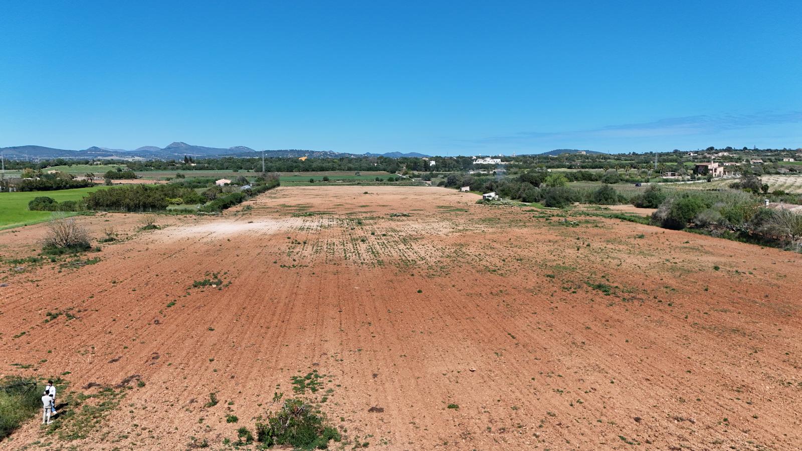 Rustikale Finca in idyllischer Umgebung mit Grundprojekt.