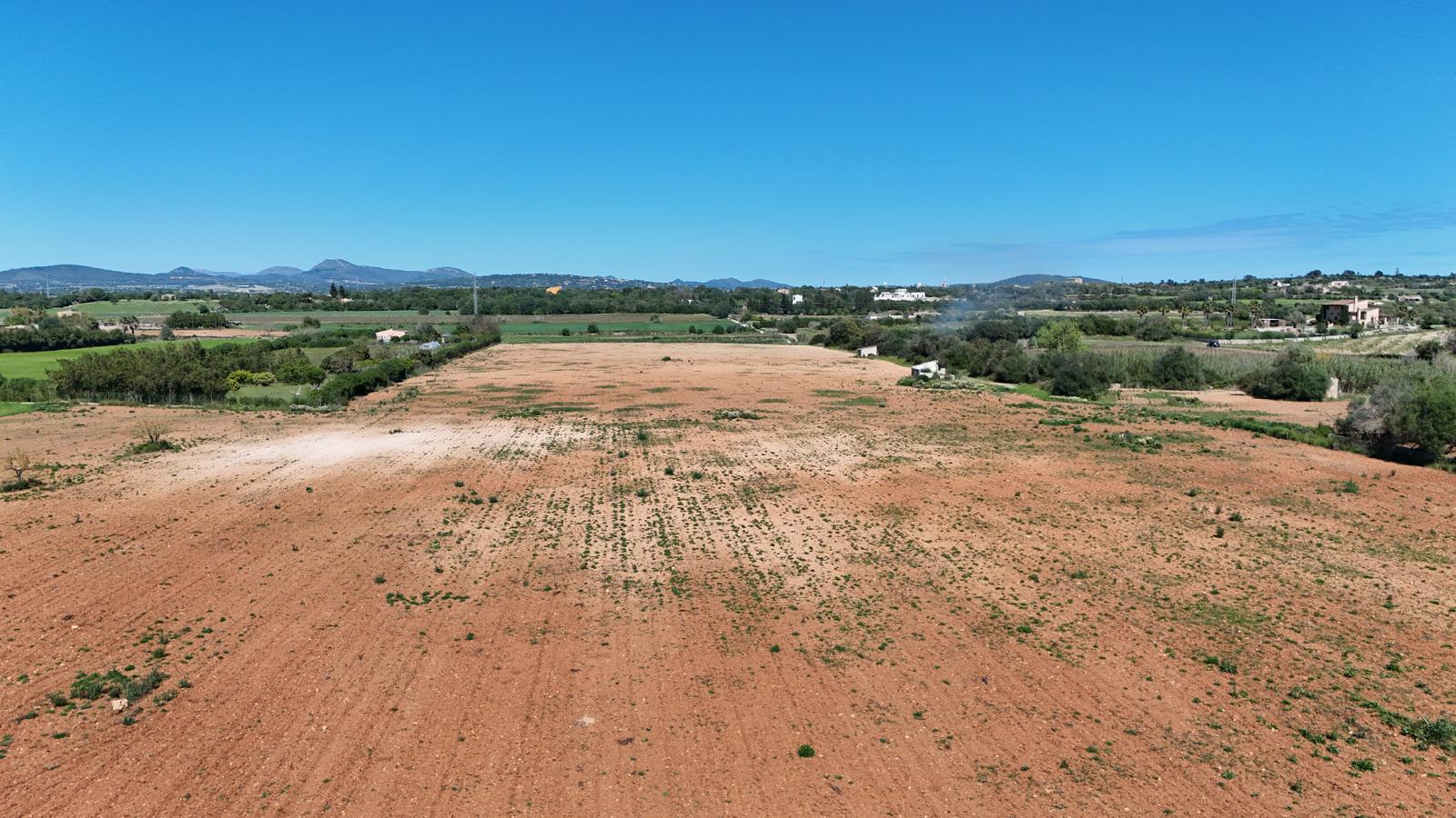 Rustikale Finca in idyllischer Umgebung mit Grundprojekt.