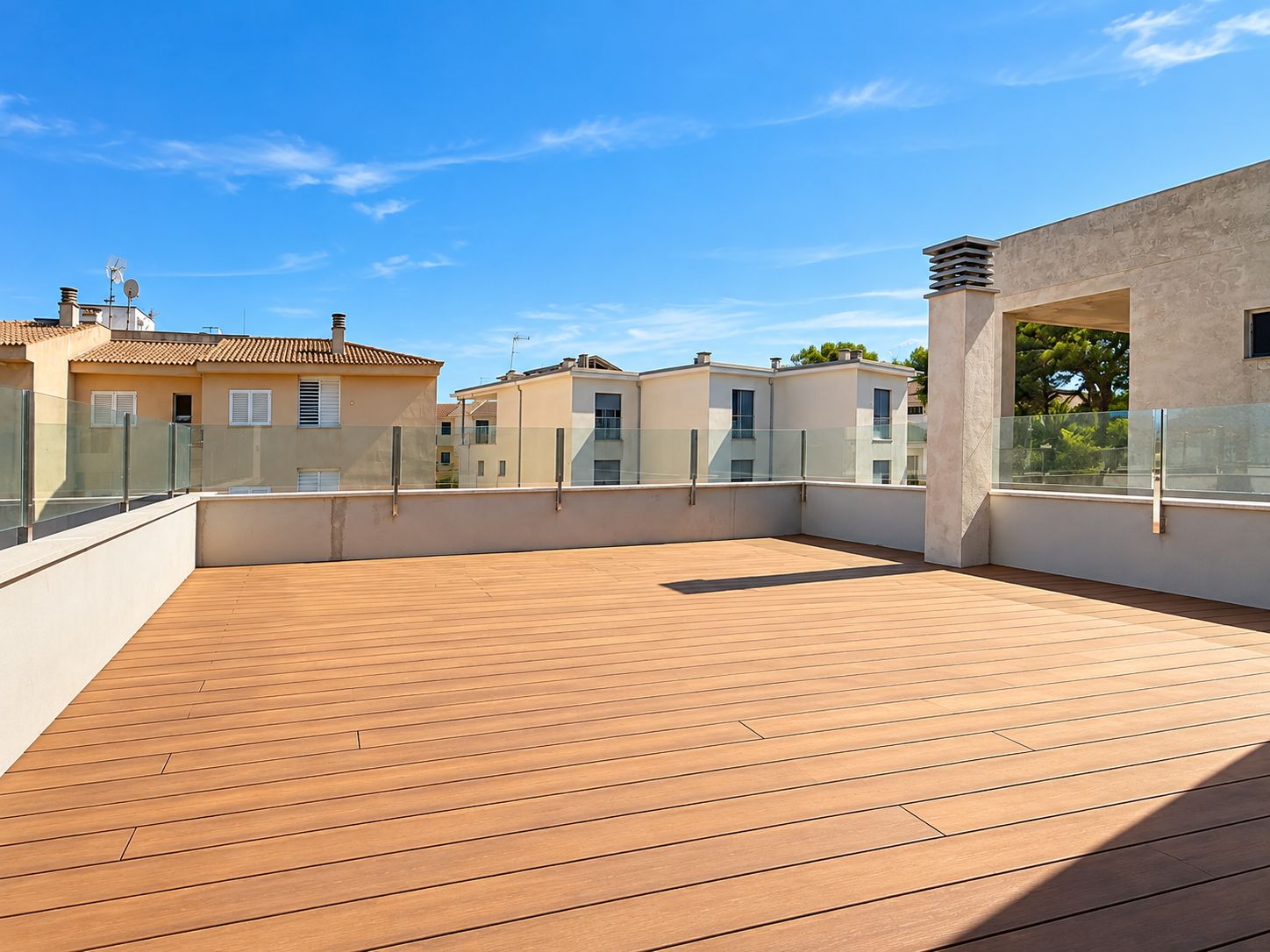 Magnifiques maisons de ville avec piscine privée en bord de mer