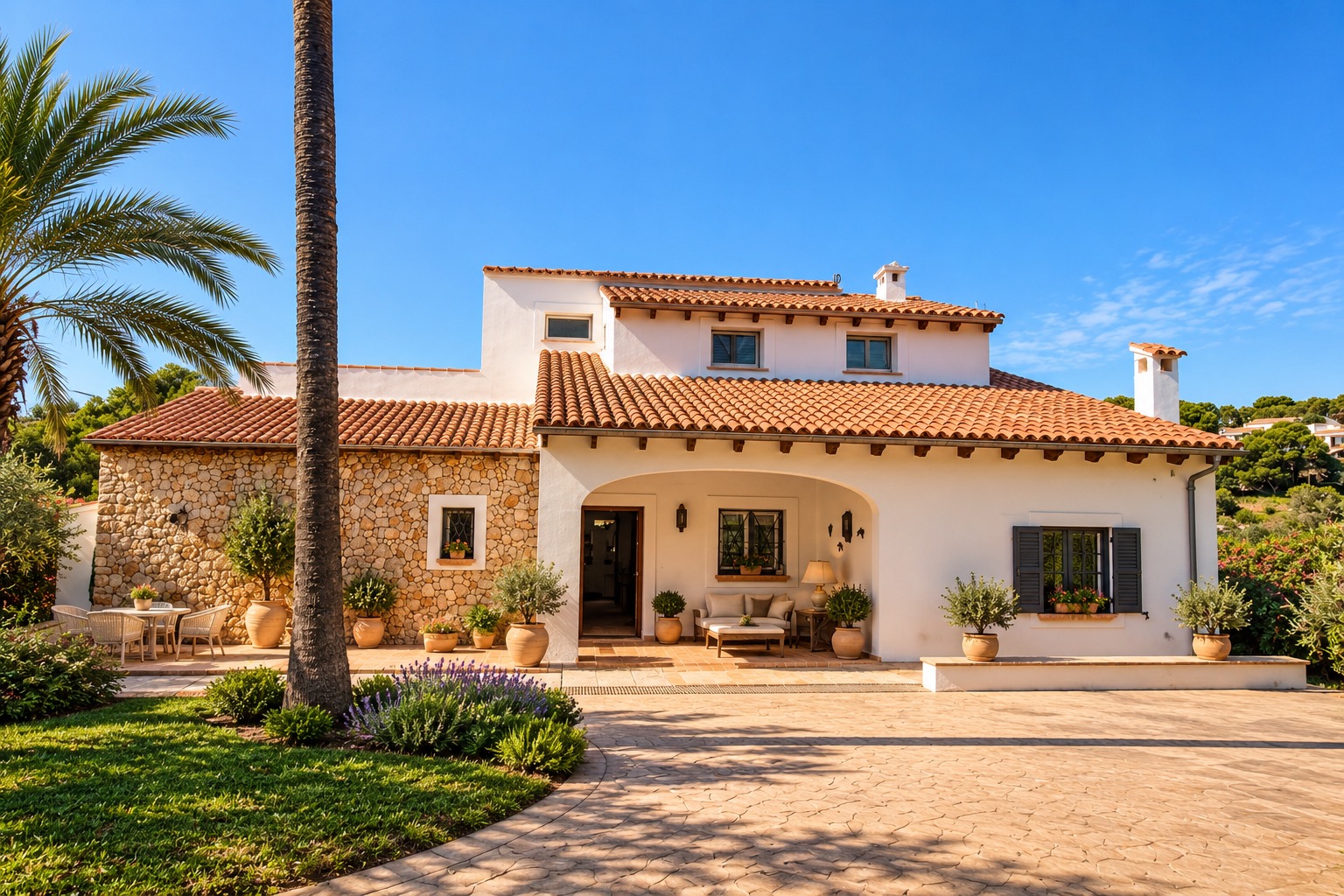 Impresionante Villa sobre Acantilado con Vistas Ininterrumpidas al Mediterráneo, Mallorca.