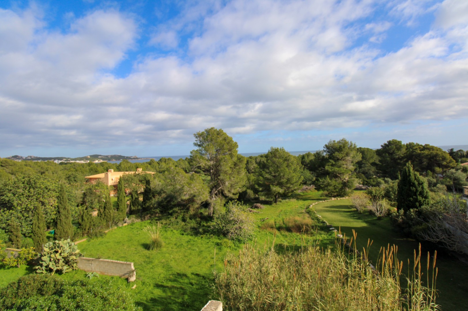 Fantástica finca mediterránea con ETV cerca del mar.