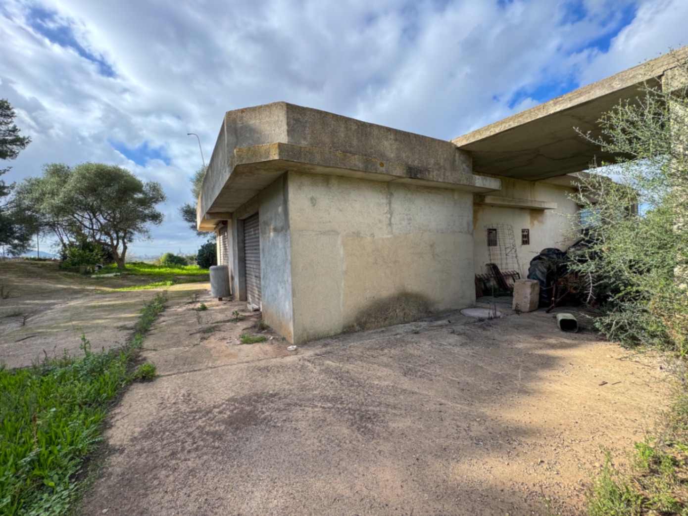 Tolle rustikale Finca mit Renovierungsprojekt und Panoramablick auf Manacor.