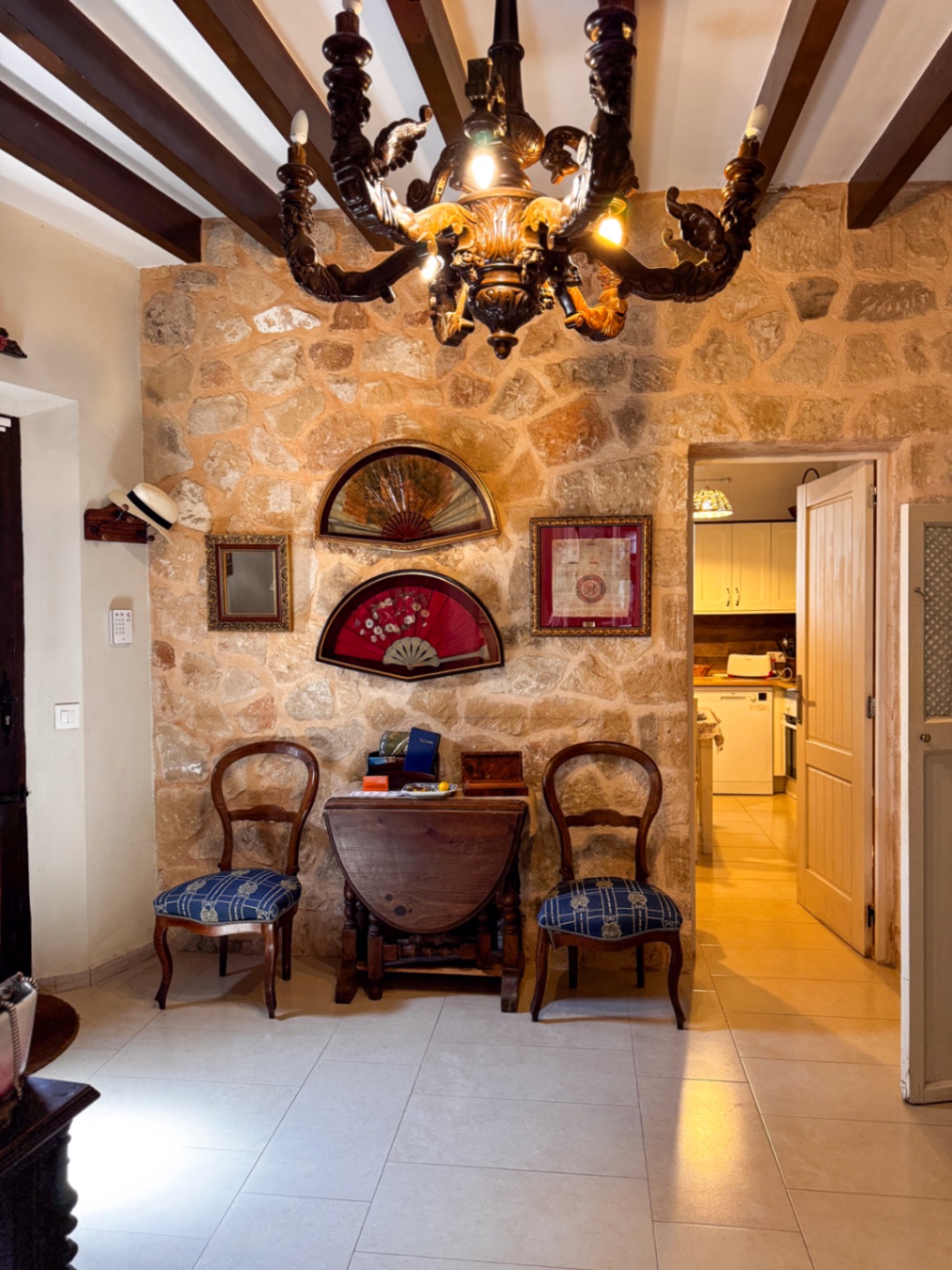 Encantadora casa señorial con licencia de alquiler vacacional en el pintoresco pueblo de Capdepera.
