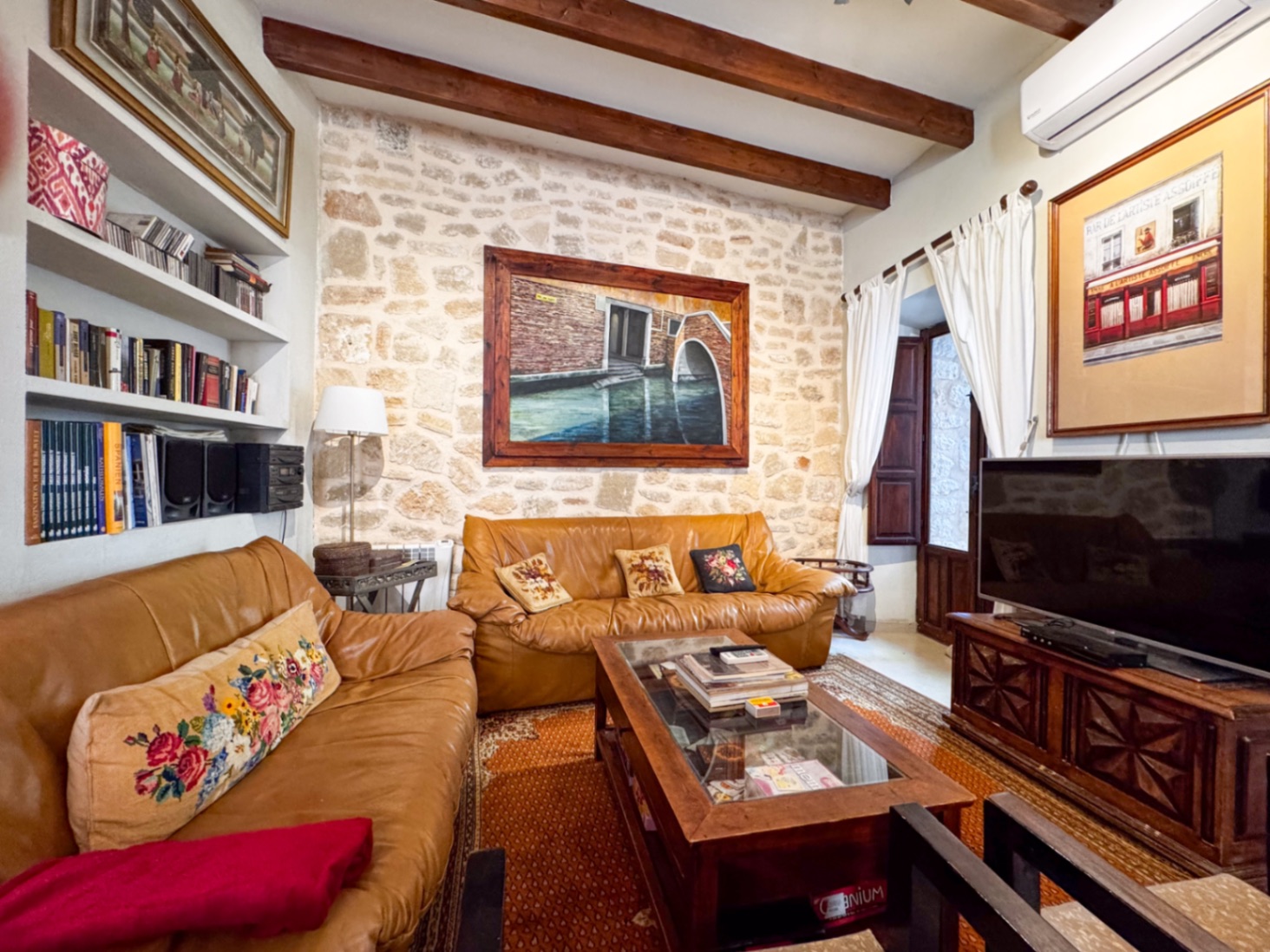 Encantadora casa señorial con licencia de alquiler vacacional en el pintoresco pueblo de Capdepera.