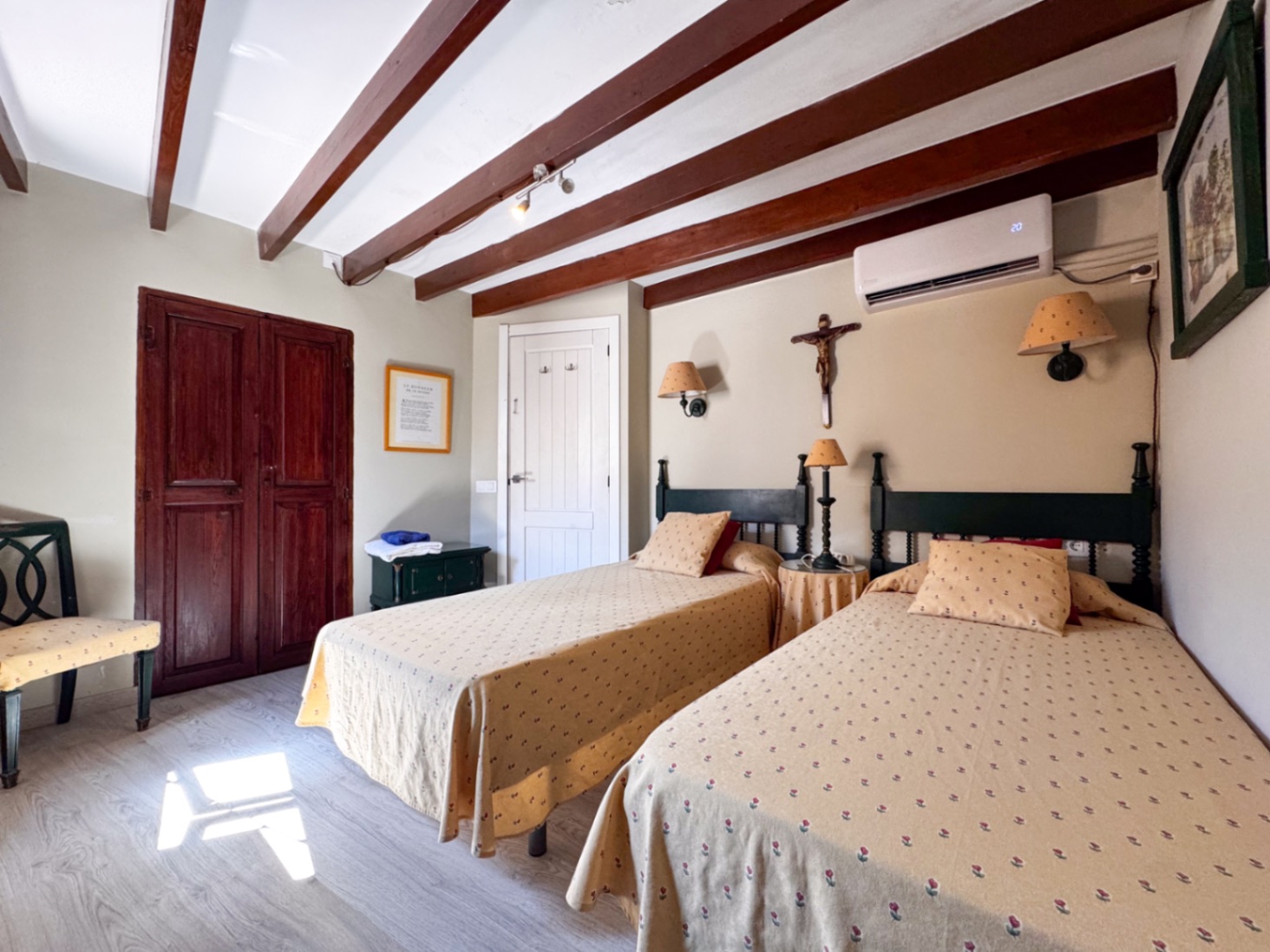 Encantadora casa señorial con licencia de alquiler vacacional en el pintoresco pueblo de Capdepera.