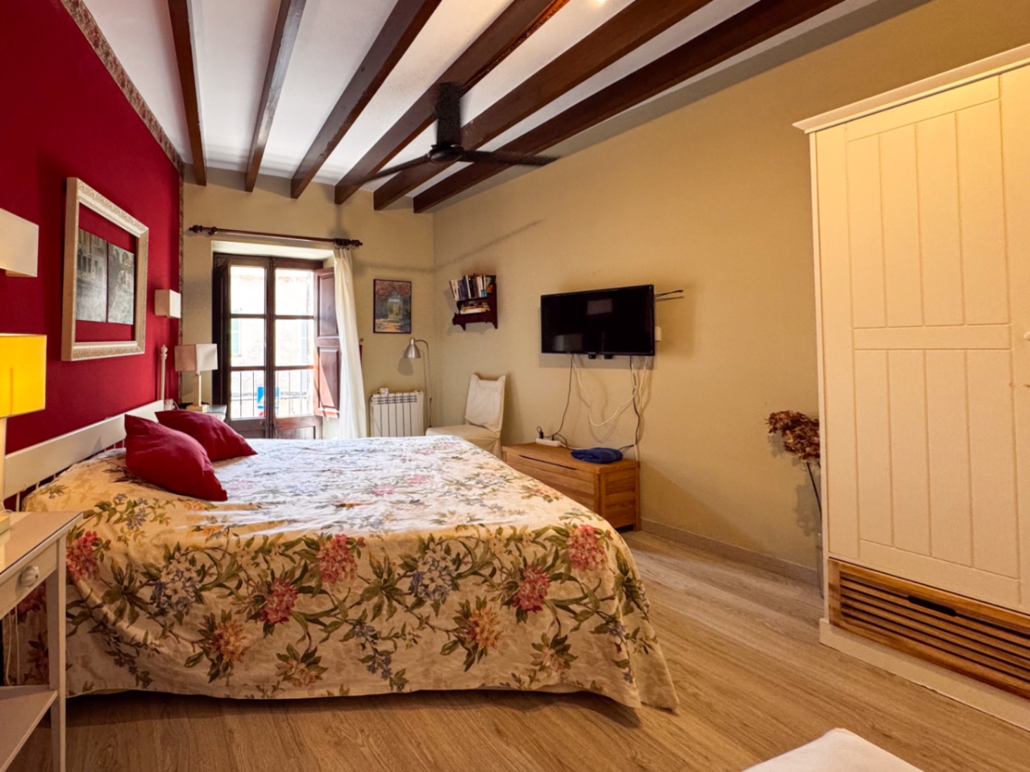 Encantadora casa señorial con licencia de alquiler vacacional en el pintoresco pueblo de Capdepera.