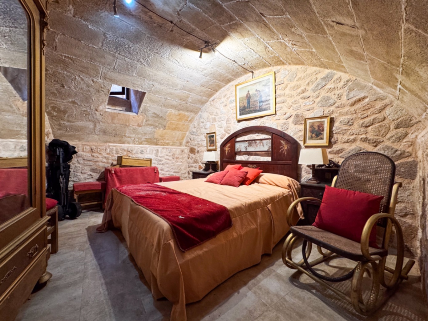 Encantadora casa señorial con licencia de alquiler vacacional en el pintoresco pueblo de Capdepera.