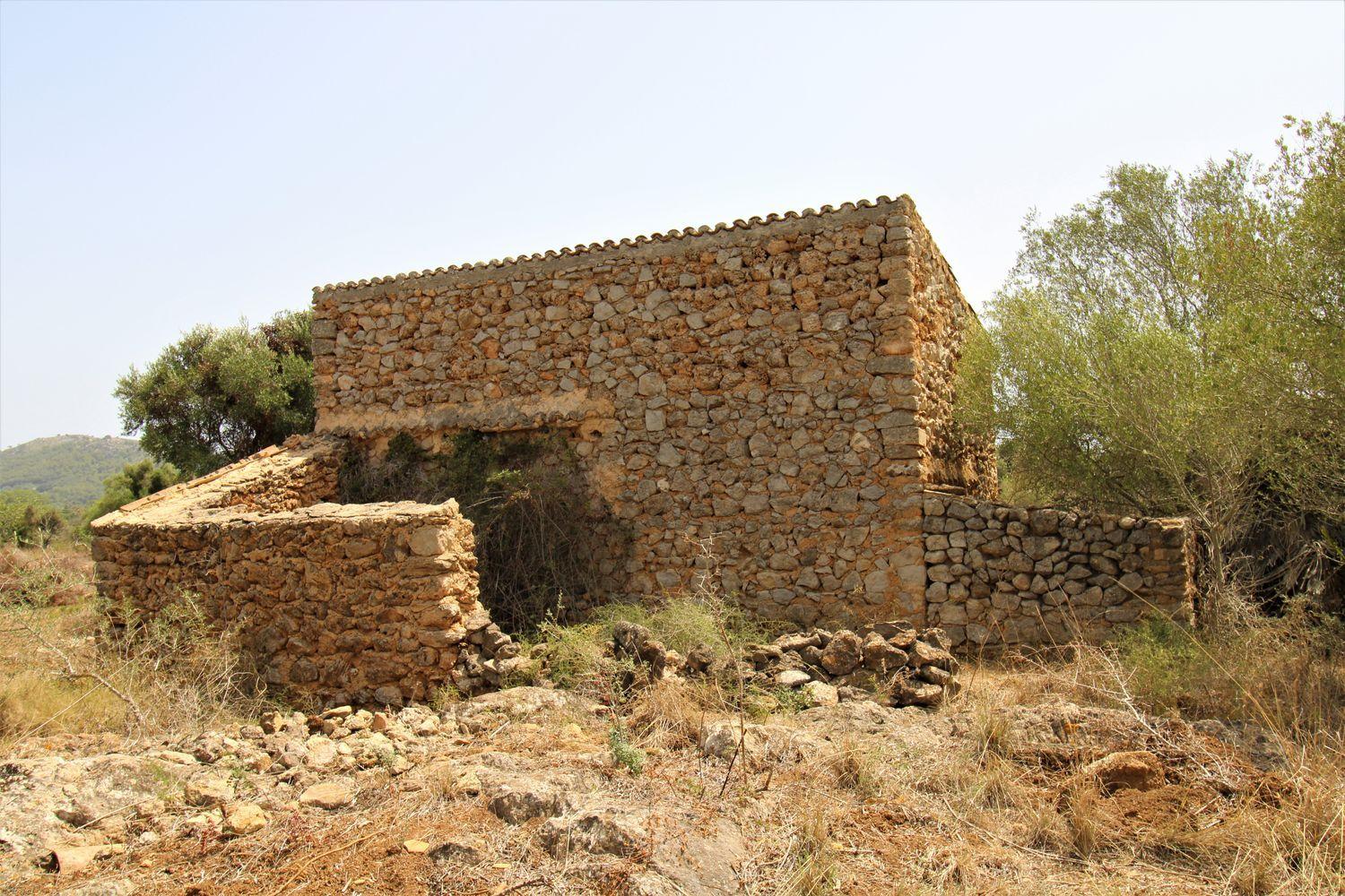 Bonita Finca rustica cerca del Pueblo de Arta.